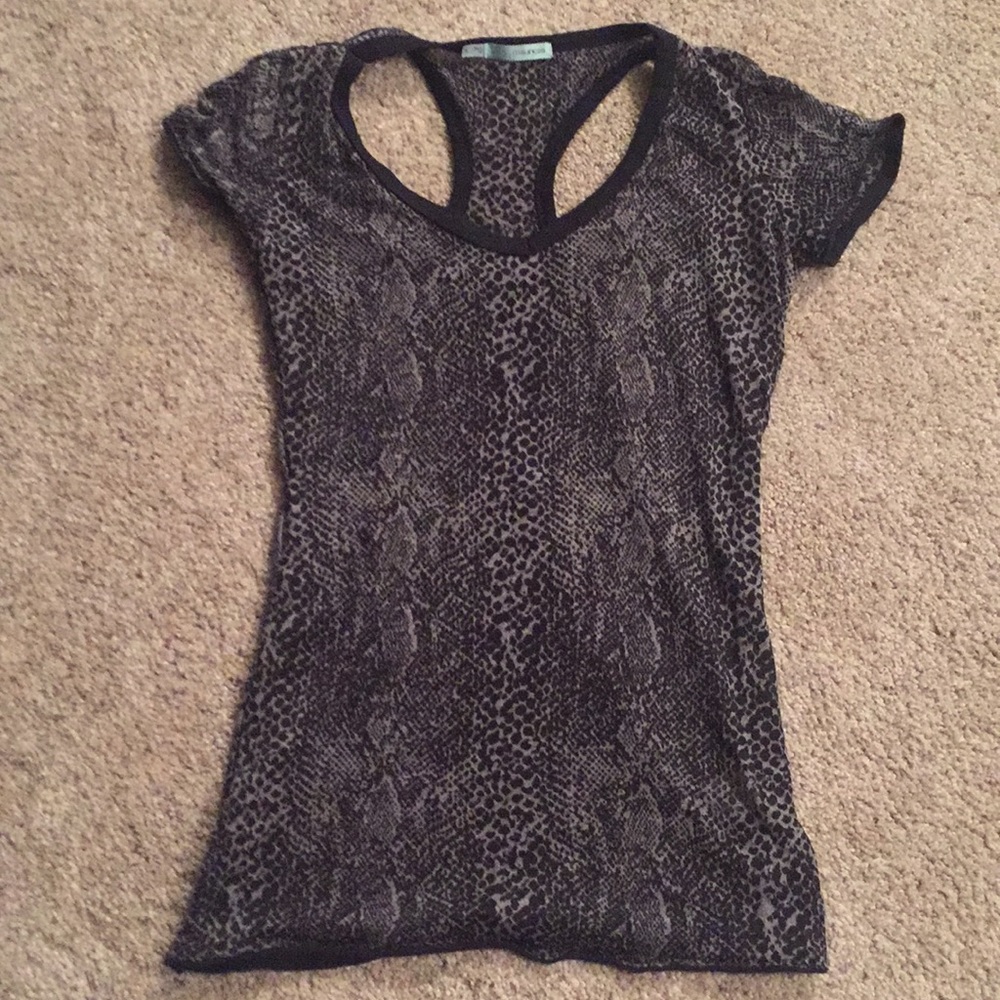 Lady’s tee shirt